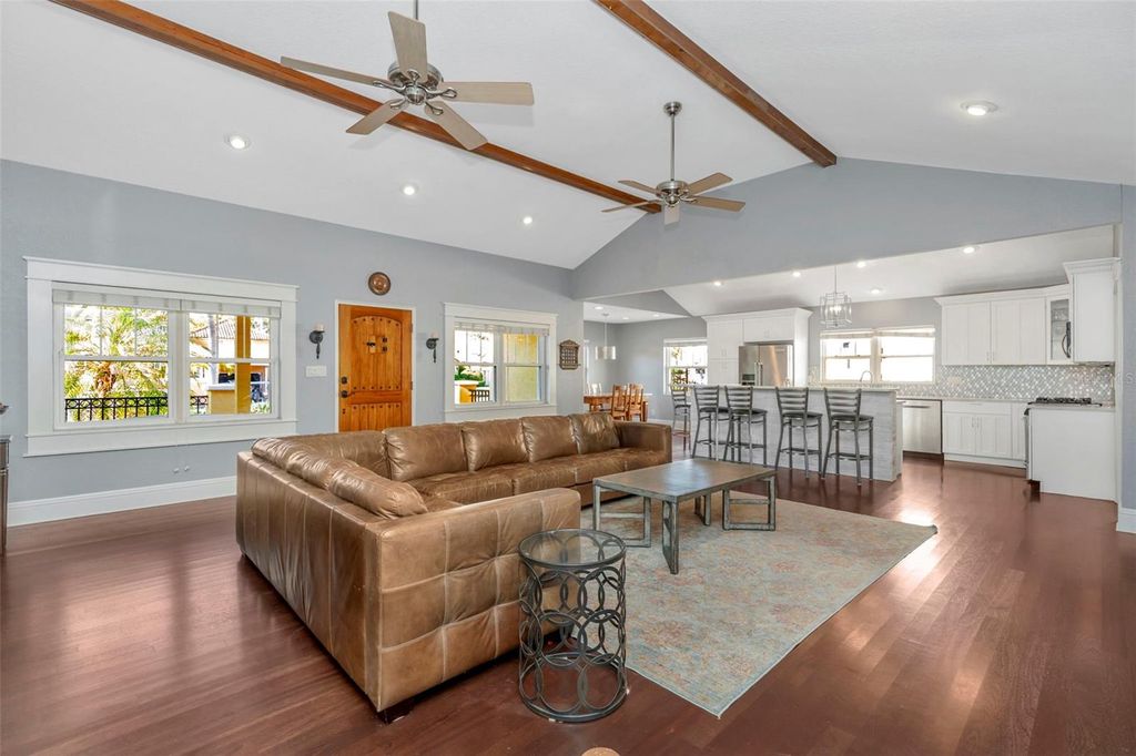 Photo of 167 Barbados Avenue, Tampa, FL 33606 (MLS # A4687149)