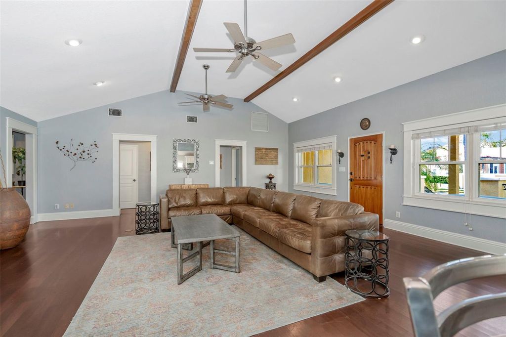 Photo of 167 Barbados Avenue, Tampa, FL 33606 (MLS # A4687149)