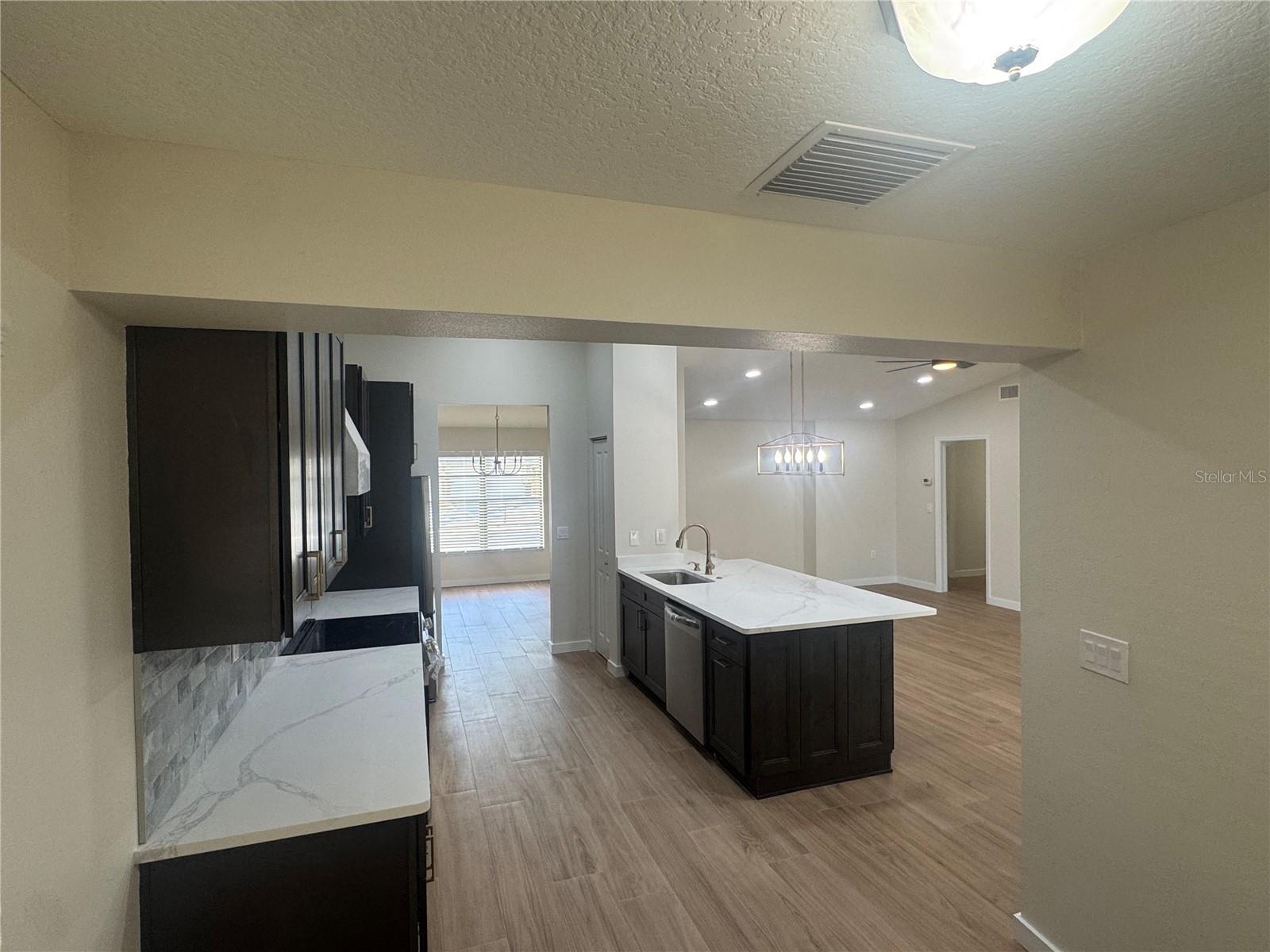 FALCON RIDGE - Residential