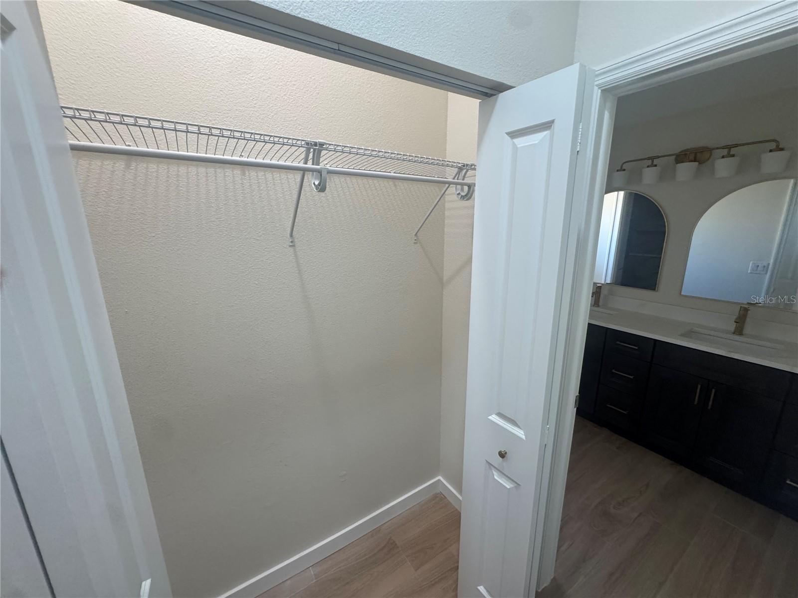 FALCON RIDGE - Residential