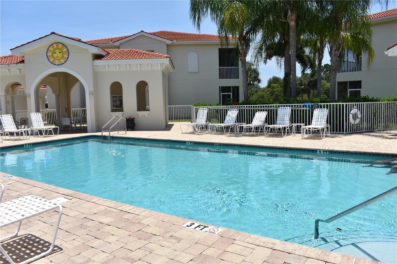 RAVINIA - Residential Lease