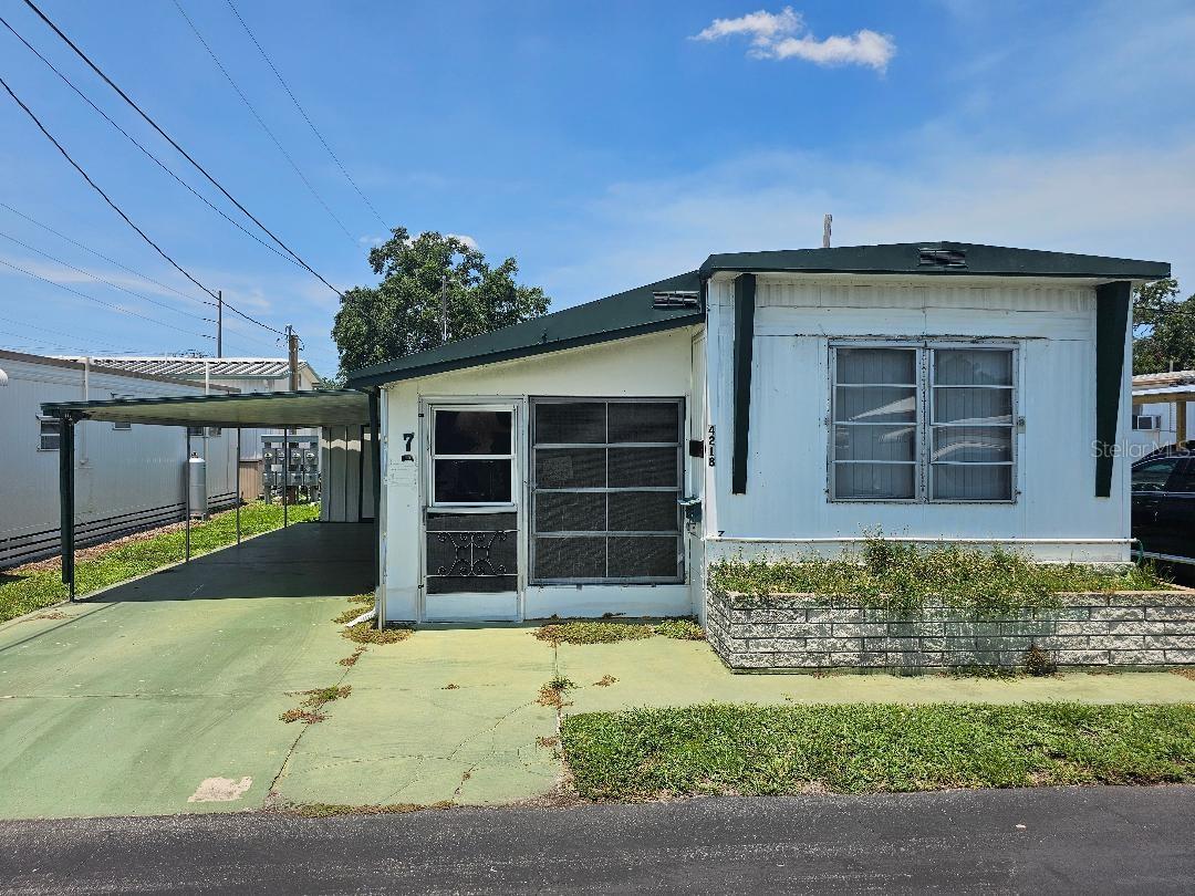 Charming 2-Bedroom, 1-Bath Trailer In A Peaceful Gated Community:
Welcome to this cozy and well-maintained 2-bedroom, 1-bath mobile home, located in a desirable gated community that offers a safe, quiet, and friendly atmosphere. Located in the heart of Bradenton, just off of US 301 and US 41, Citrus Grove Estates offers a serene and welcoming 55+ co-op community with a fantastic location. Enjoy the best of both worlds, proximity to the beautiful Anna Maria Island (just a short 30-minute drive away) and easy access to Bradenton's shopping, dining, and only minutes to Sarasota. Community Amenities include being gated for added privacy and security, clubhouse for social gatherings and events, Shuffleboard courts, Bocce court, and Horseshoe pits for active fun. A friendly, active community with regular organized activities Citrus Grove Estates is not only a place to live, it's a lifestyle!
NOTE: Stackable Washer/Dryer Is Being Left As Convenience To Tenant (Will Be Removed Upon Request), But It's Not Warranted.