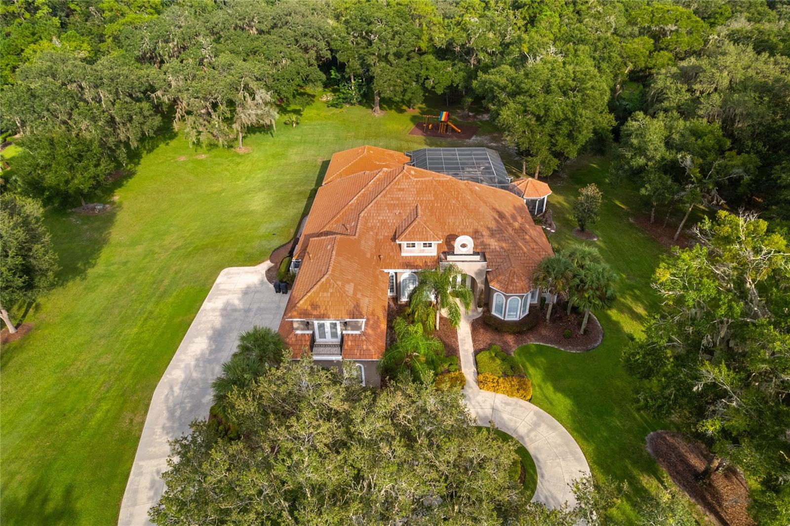 COUNTRY CLUB FARMS A HAMLET - Residential