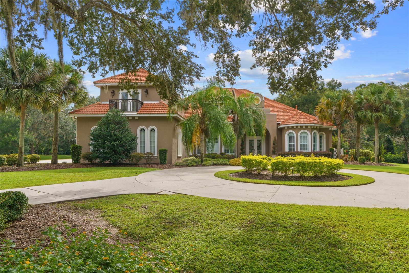 COUNTRY CLUB FARMS A HAMLET - Residential