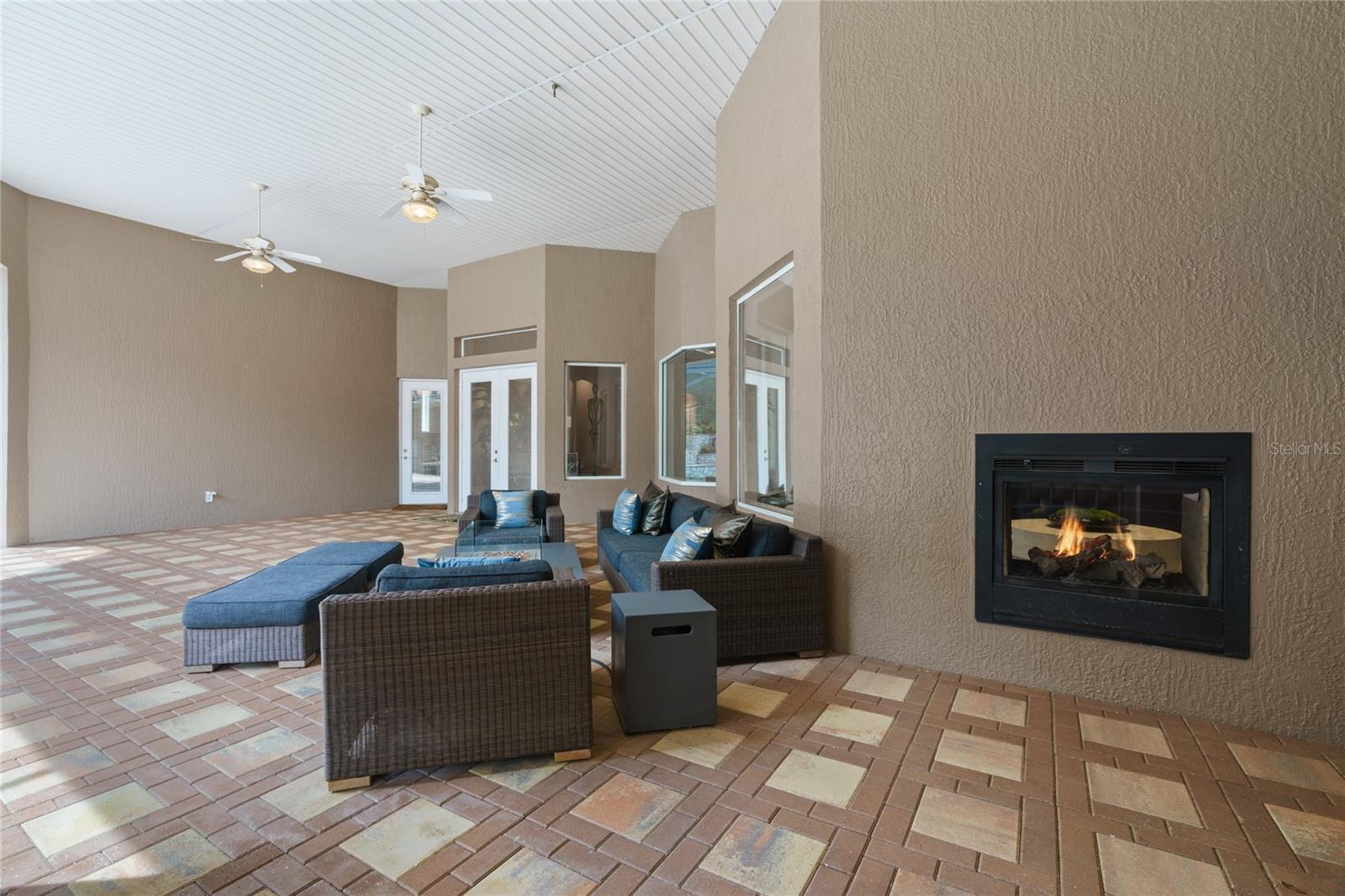 COUNTRY CLUB FARMS A HAMLET - Residential