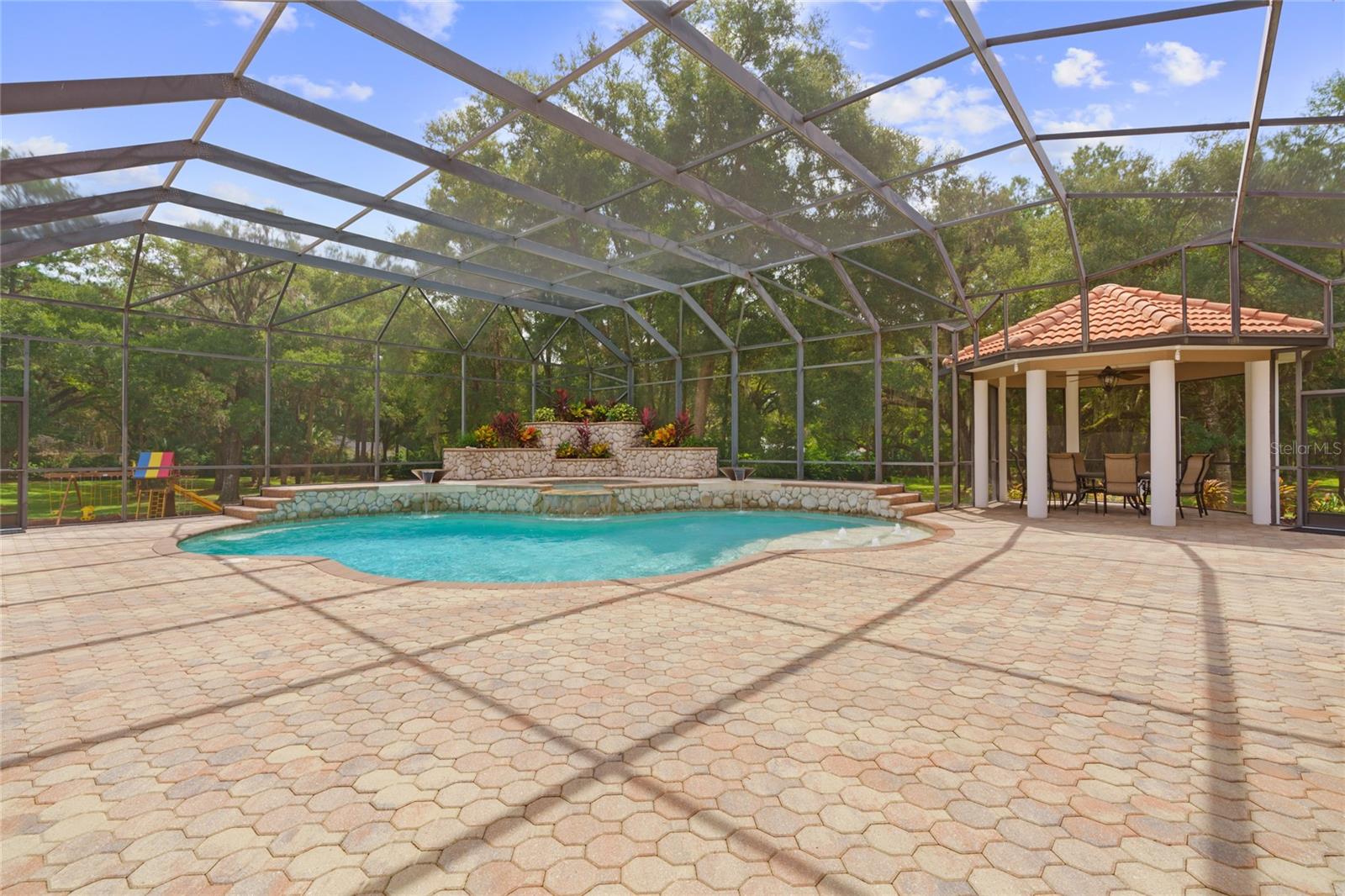 COUNTRY CLUB FARMS A HAMLET - Residential