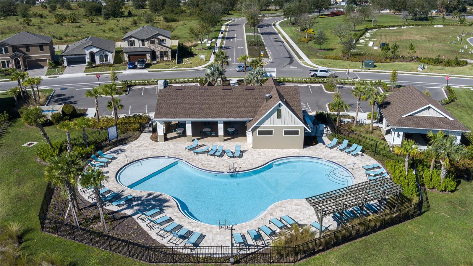 13137 HOMESTEAD LANE