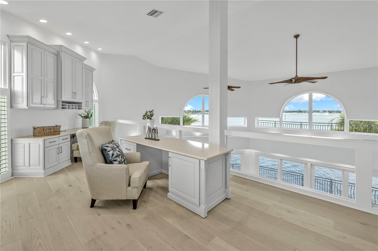 THREE PALMS POINT UNIT TEN - Residential