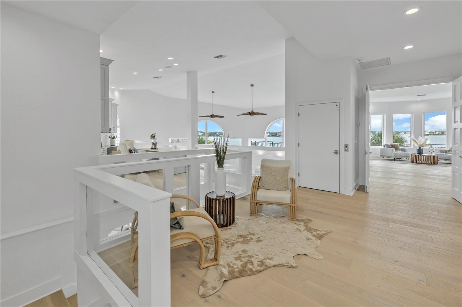 THREE PALMS POINT UNIT TEN - Residential