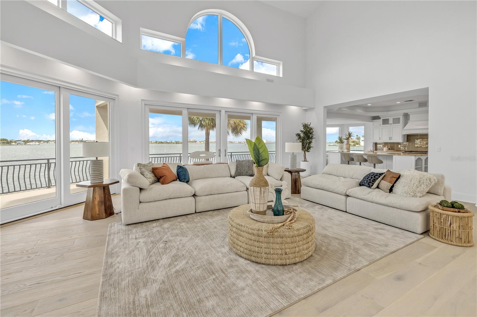 THREE PALMS POINT UNIT TEN - Residential