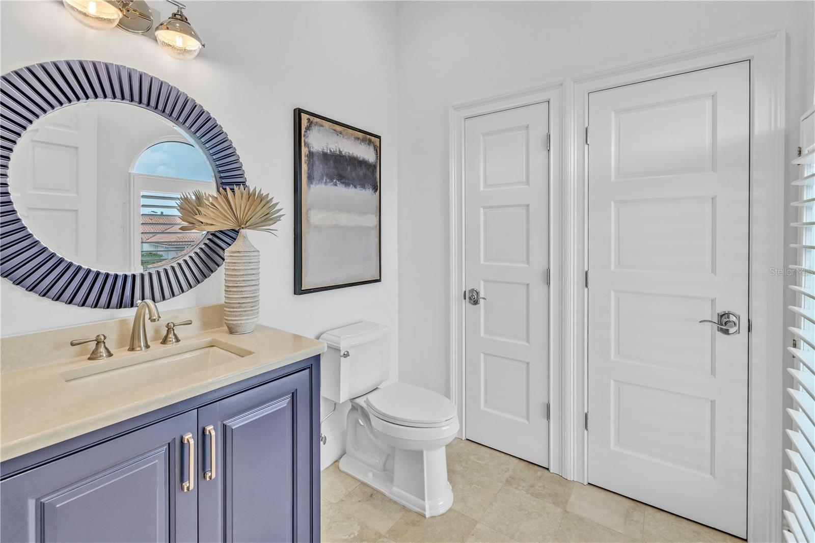 THREE PALMS POINT UNIT TEN - Residential