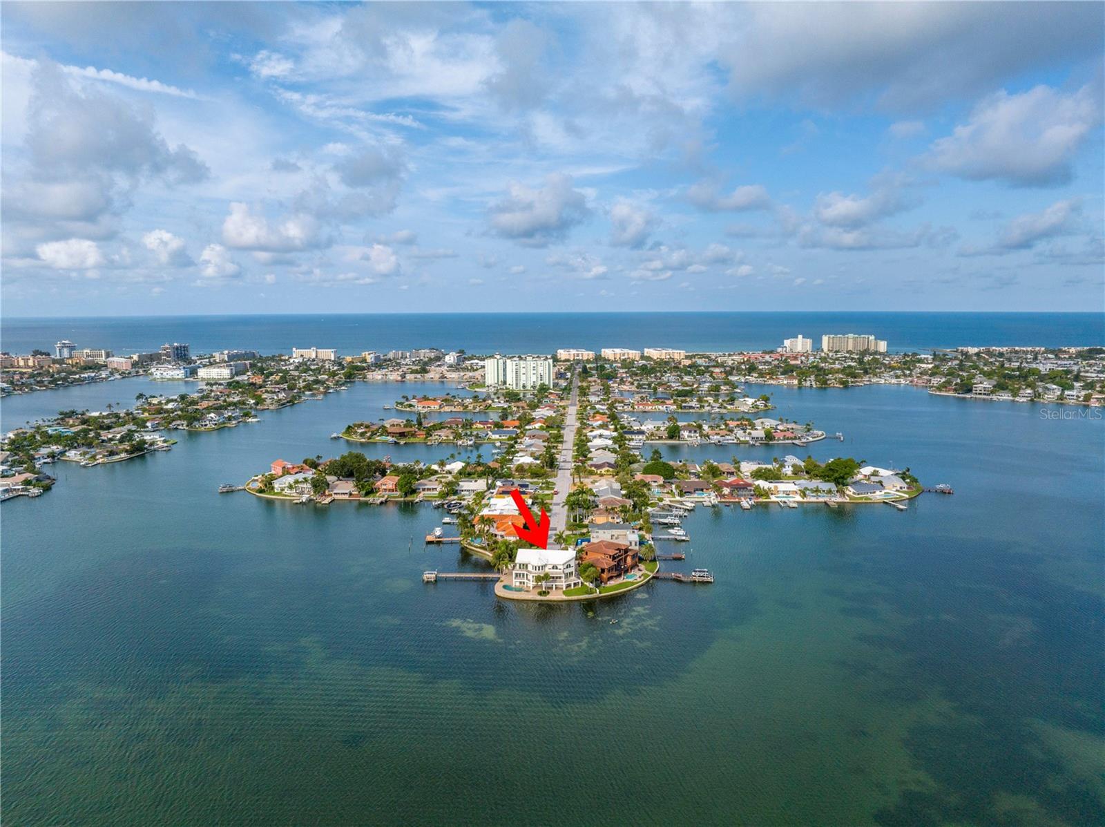 THREE PALMS POINT UNIT TEN - Residential