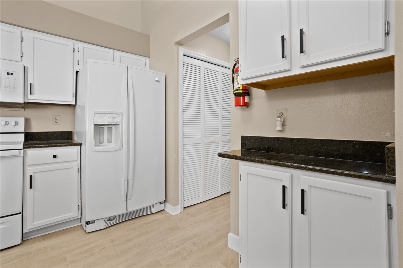 DELTONA LAKES UNIT 08 - Residential