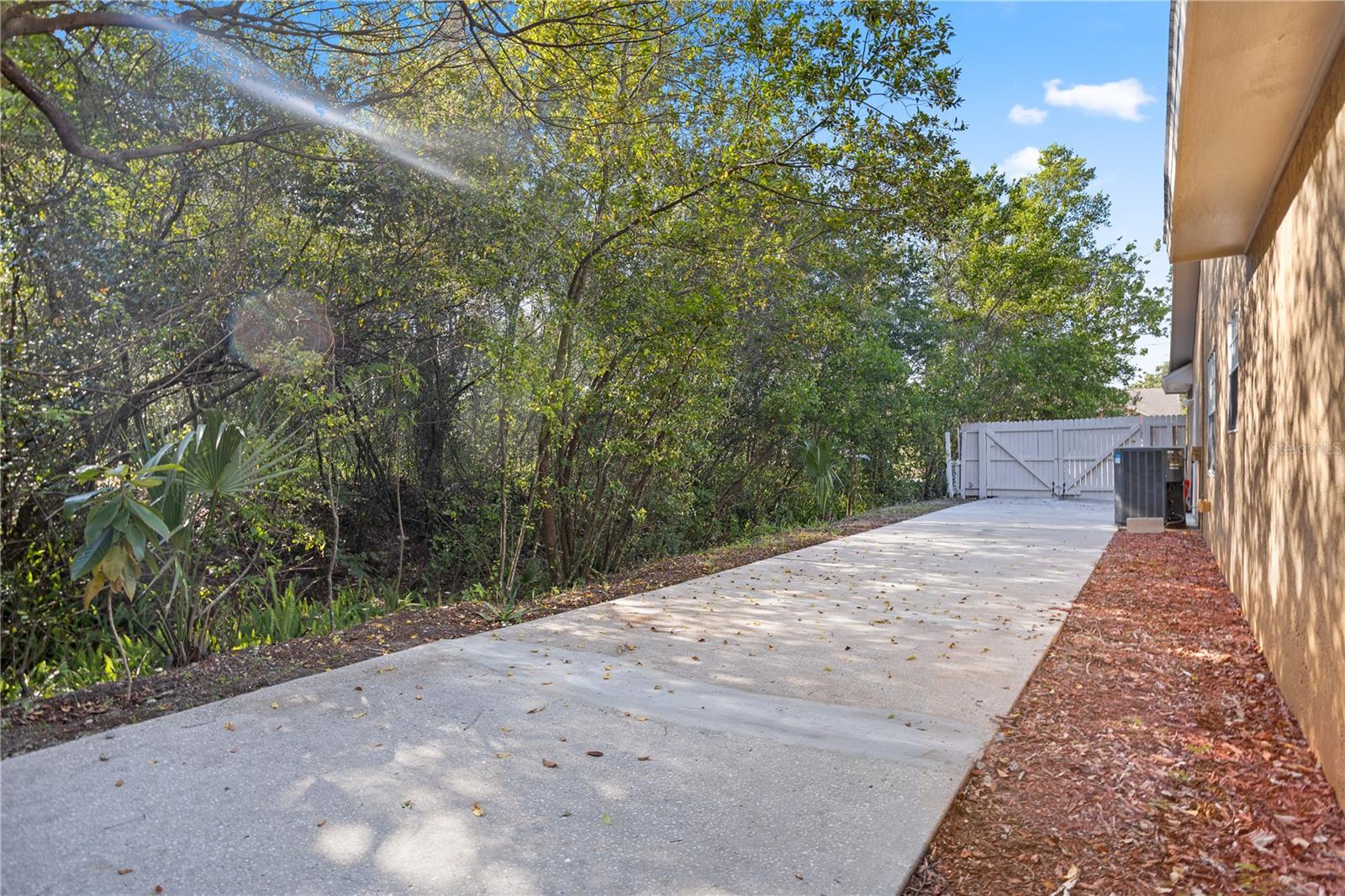 DELTONA LAKES UNIT 08 - Residential