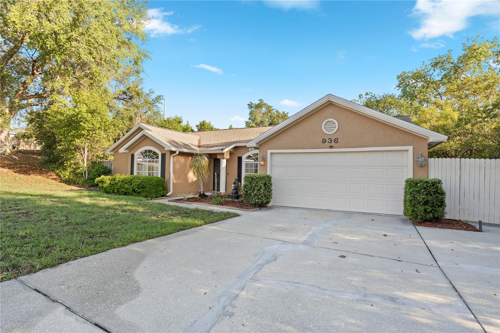 DELTONA LAKES UNIT 08 - Residential