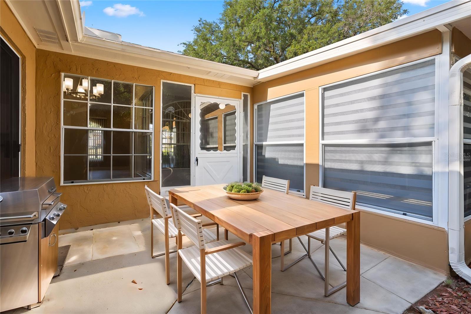 DELTONA LAKES UNIT 08 - Residential