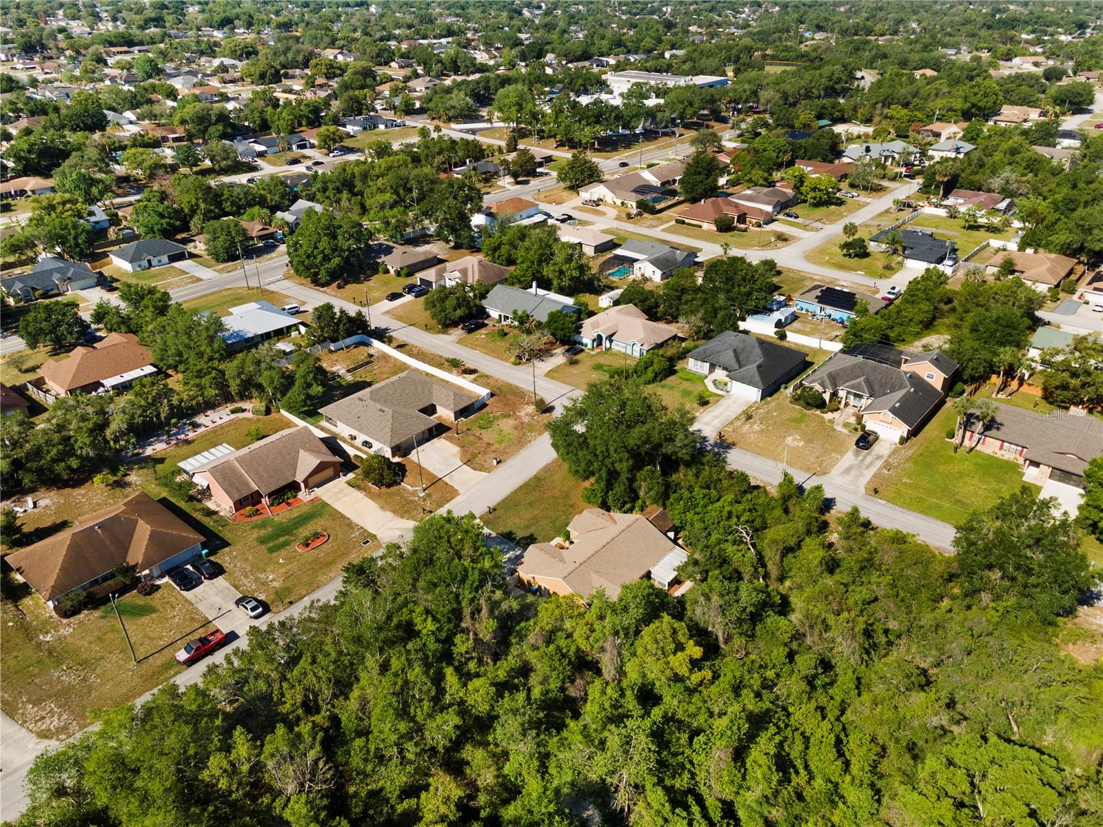 DELTONA LAKES UNIT 08 - Residential