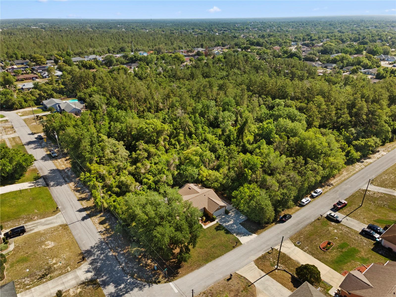 DELTONA LAKES UNIT 08 - Residential