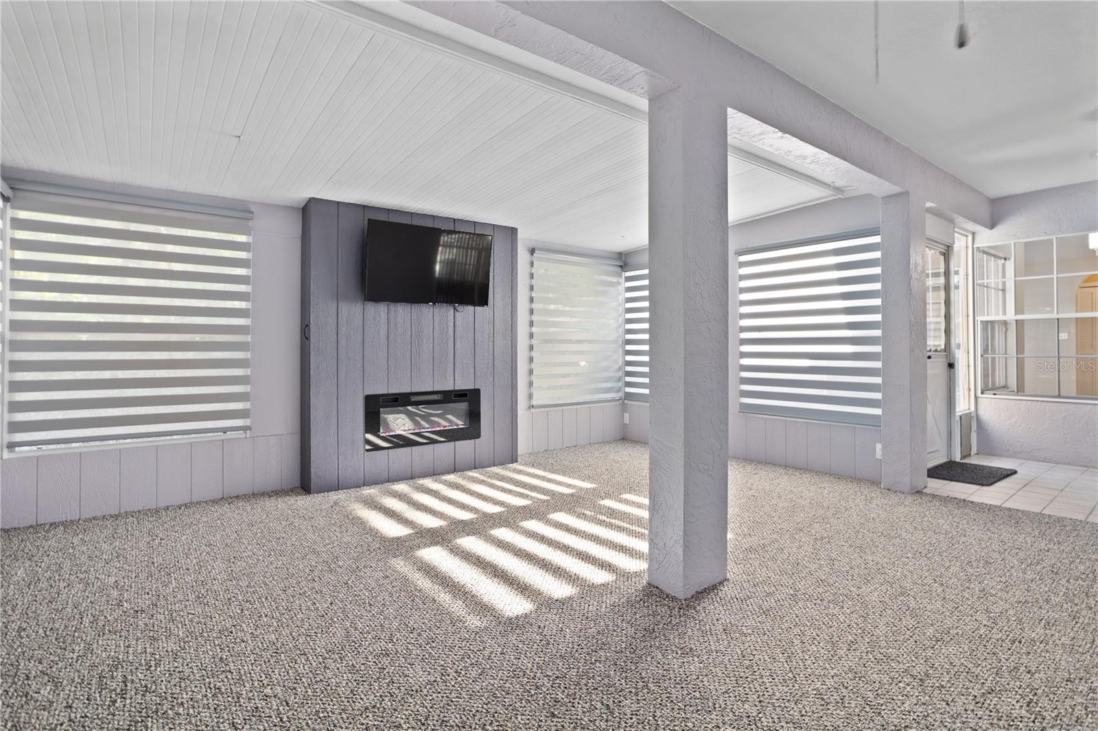 DELTONA LAKES UNIT 08 - Residential