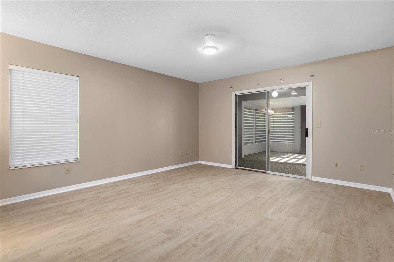 DELTONA LAKES UNIT 08 - Residential