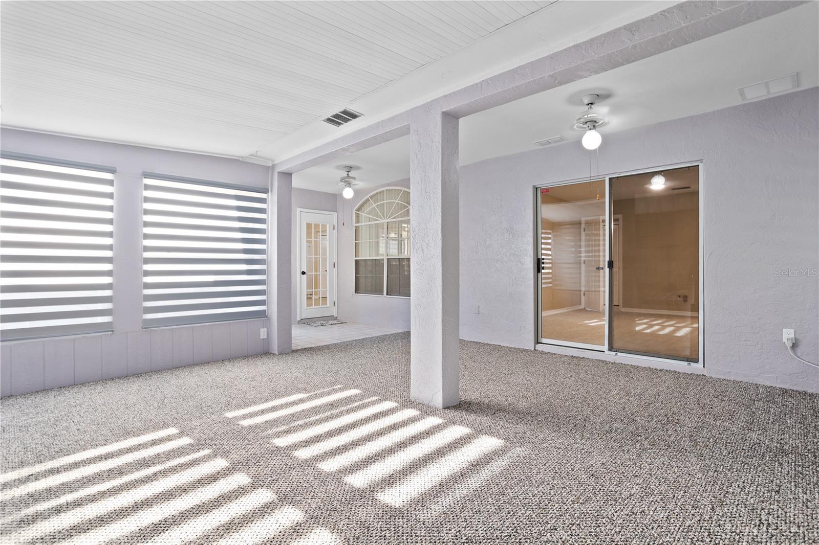 DELTONA LAKES UNIT 08 - Residential