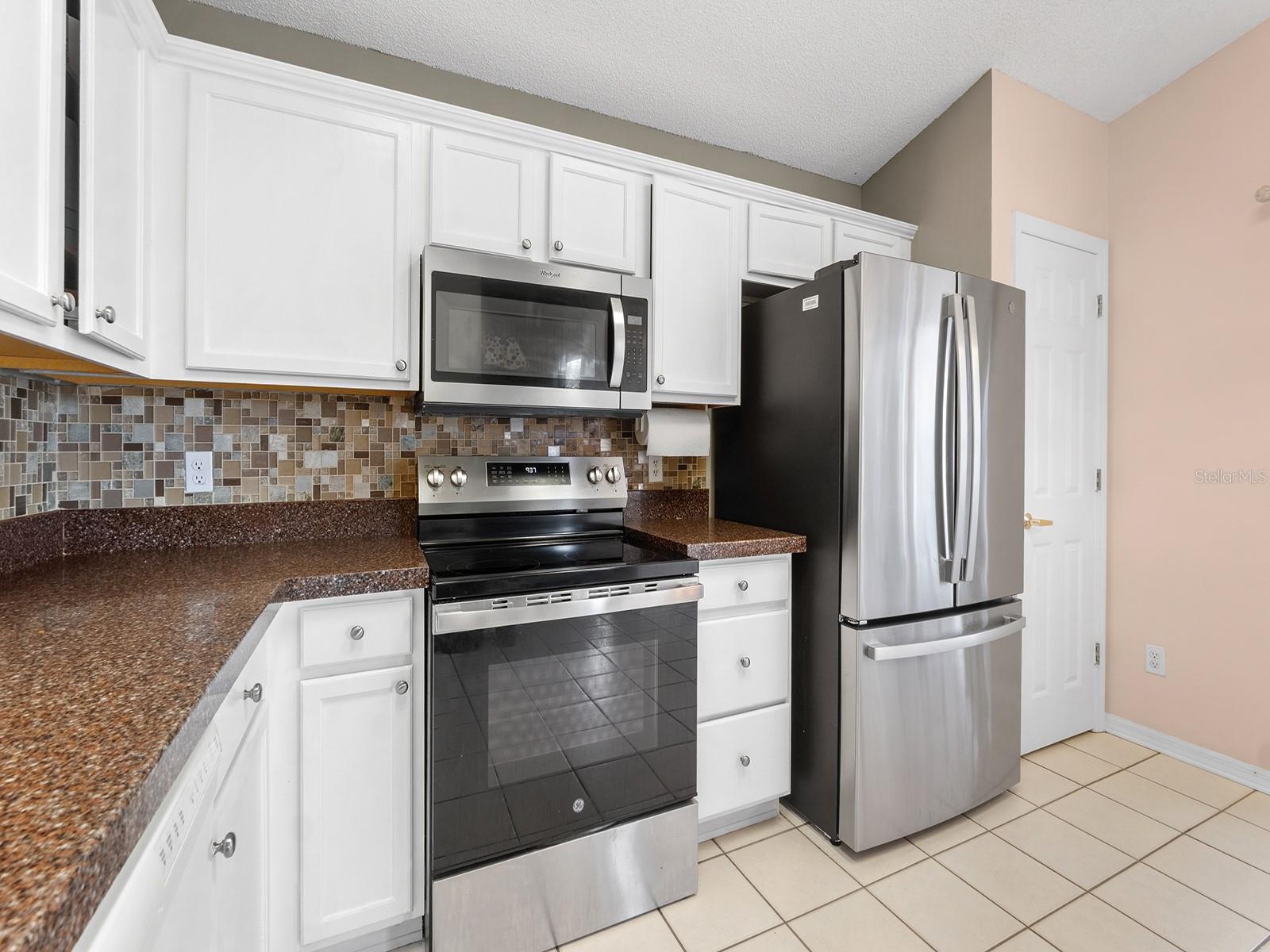 THE SAVANNAS PH I SUB - Residential