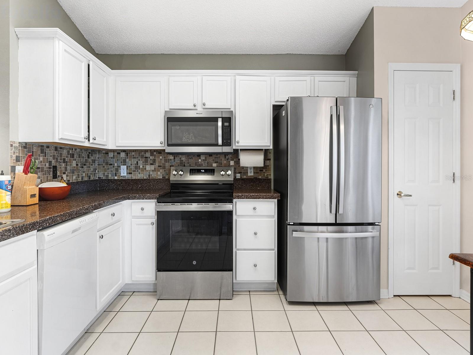 THE SAVANNAS PH I SUB - Residential