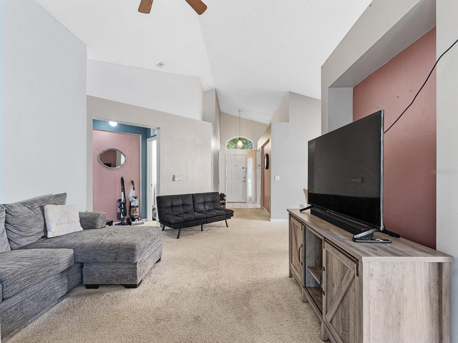 THE SAVANNAS PH I SUB - Residential