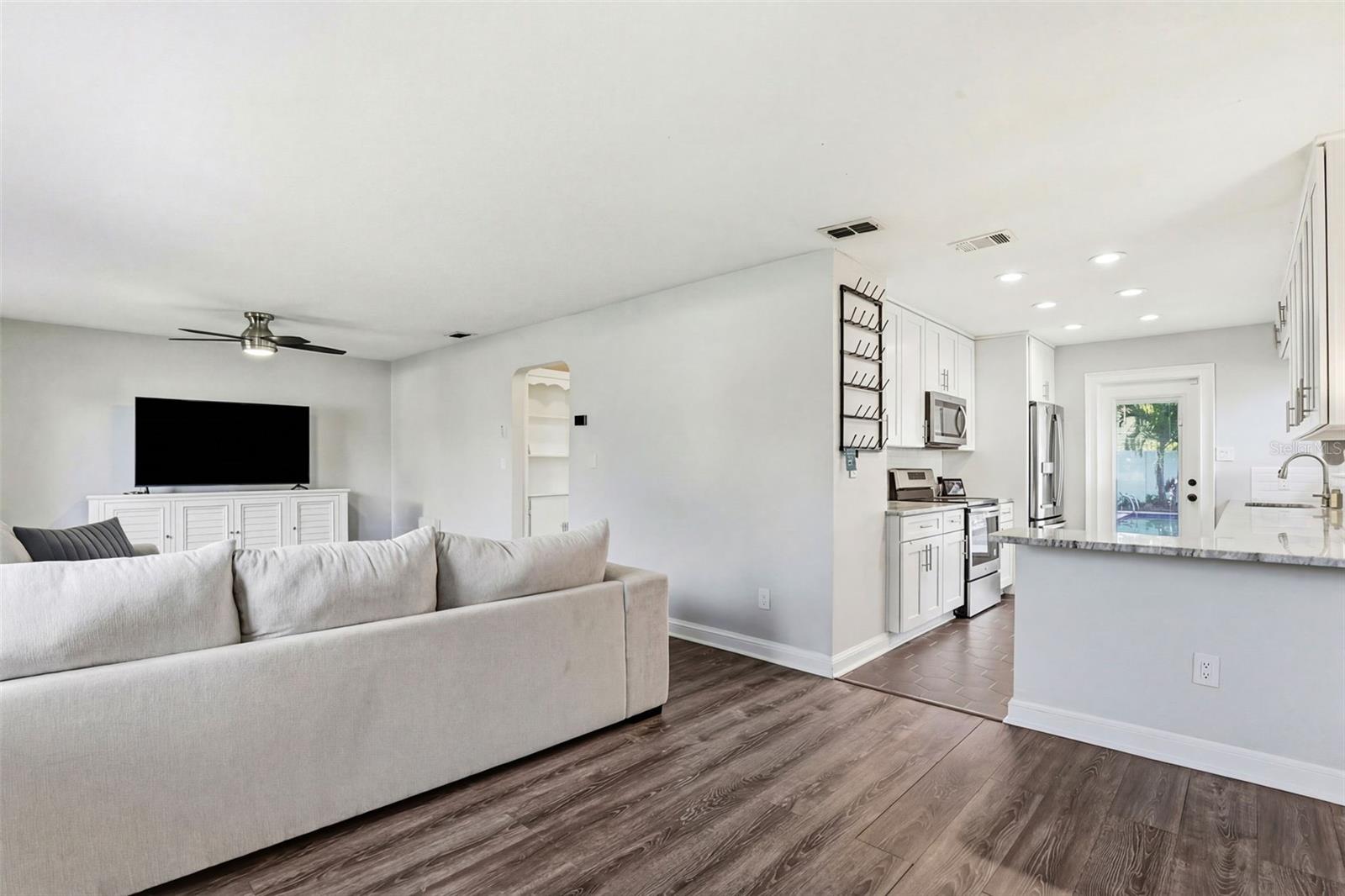 BEL MAR UNIT 03 - Residential