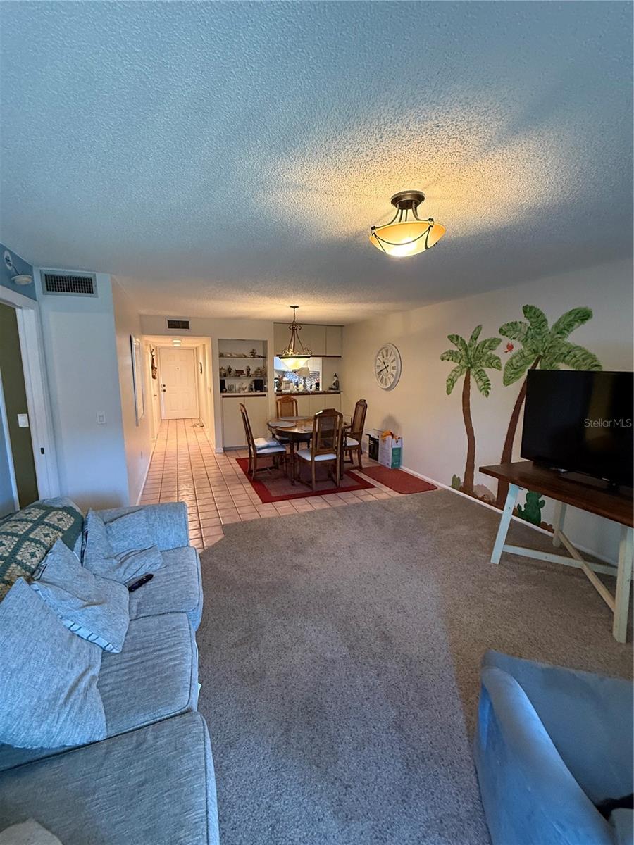 SAYBROOK MANOR - Residential