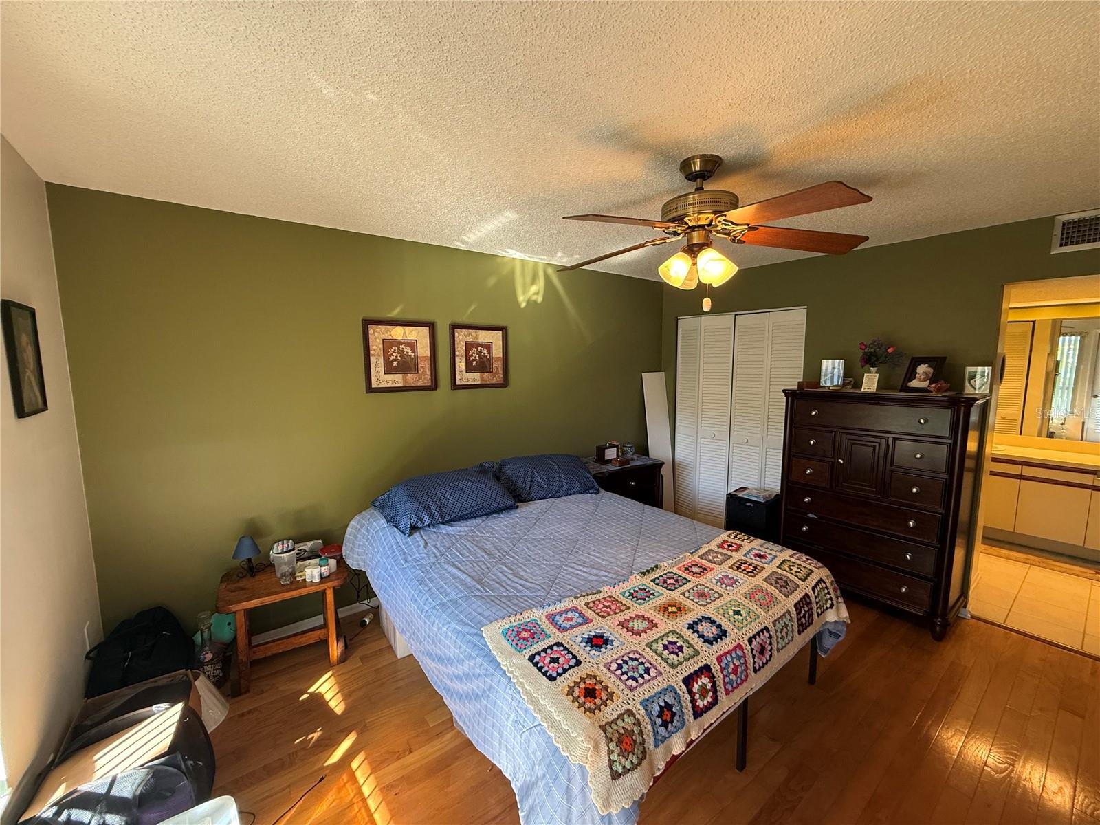 SAYBROOK MANOR - Residential