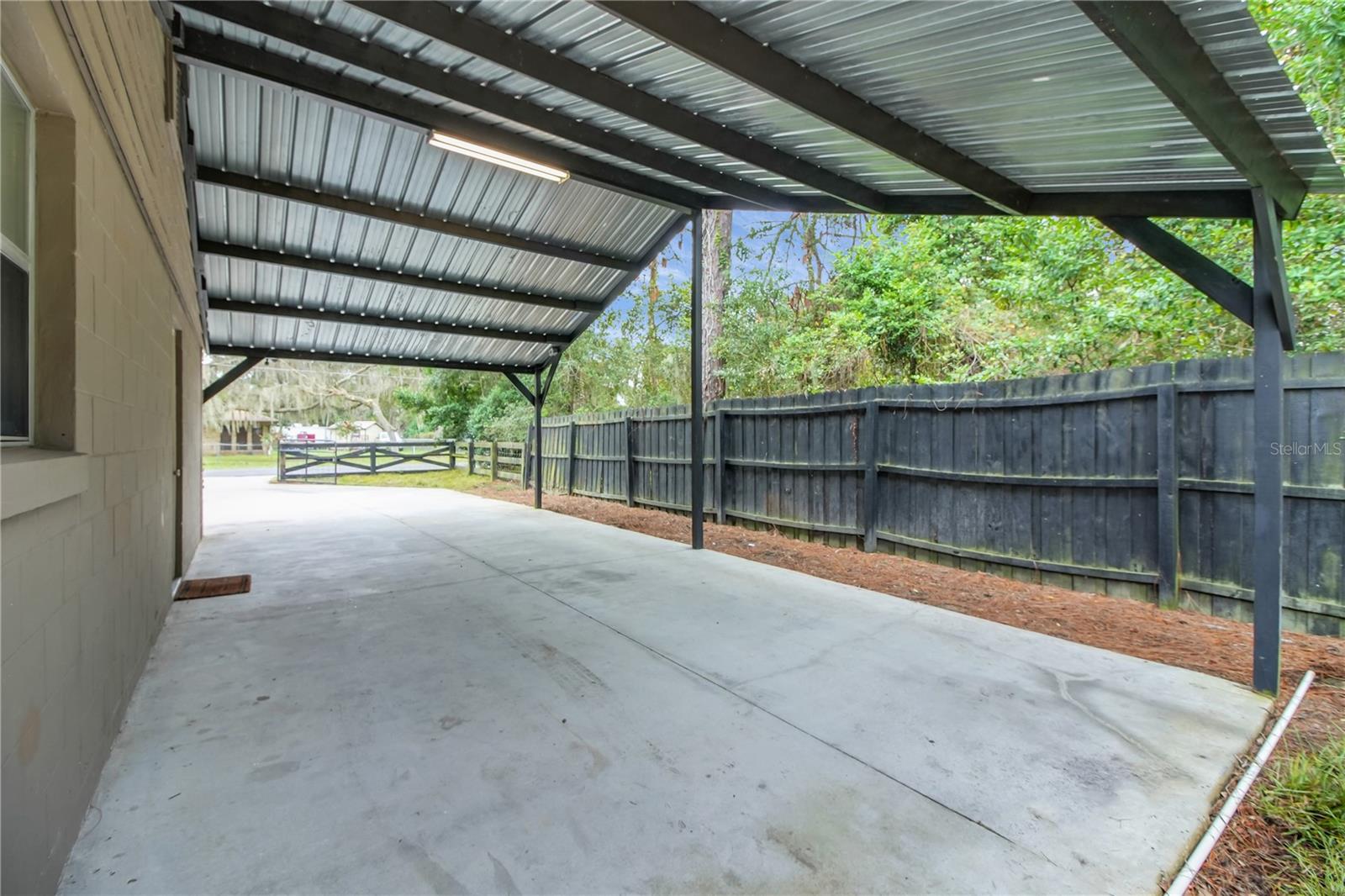 EAST UMATILLA - Residential