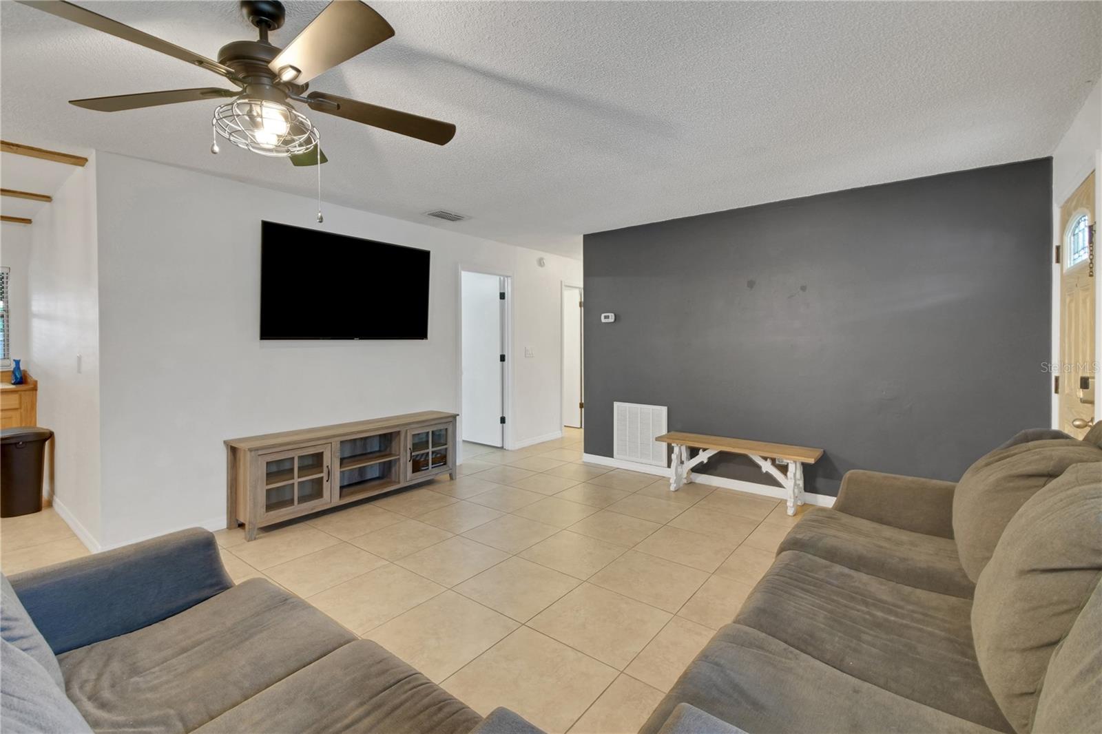 EAST UMATILLA - Residential