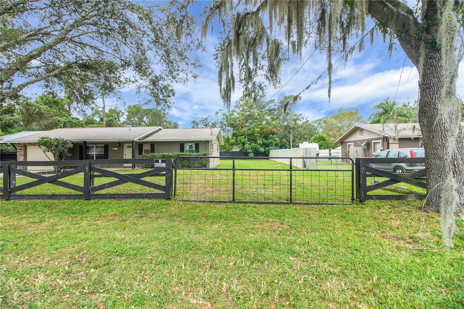 EAST UMATILLA - Residential