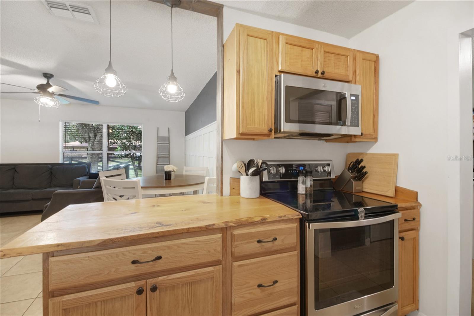 EAST UMATILLA - Residential