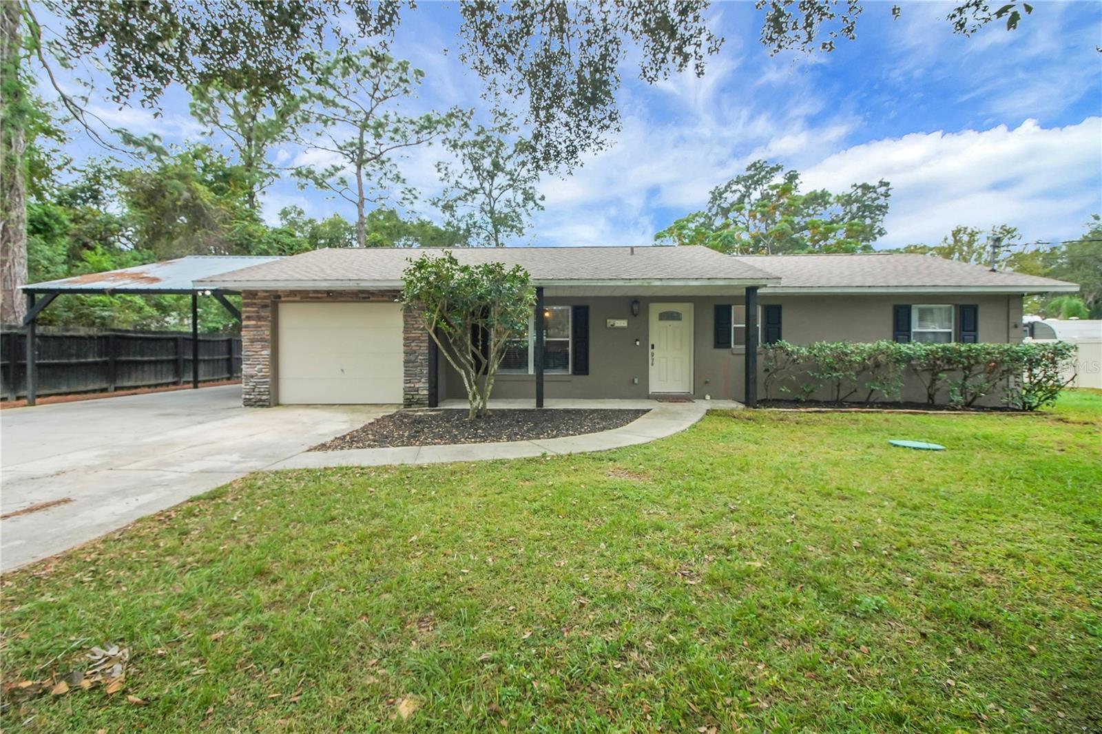 EAST UMATILLA - Residential