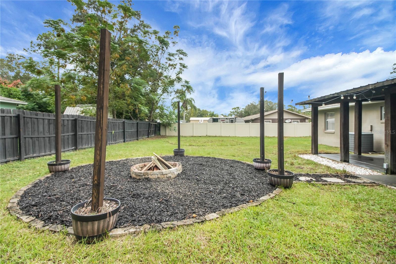 EAST UMATILLA - Residential