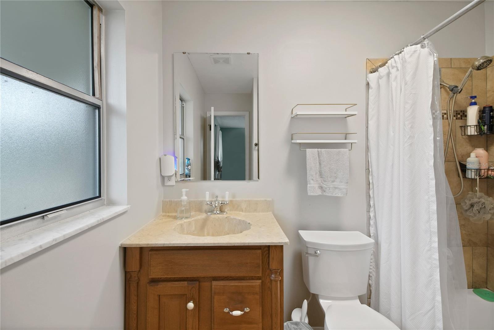 EAST UMATILLA - Residential