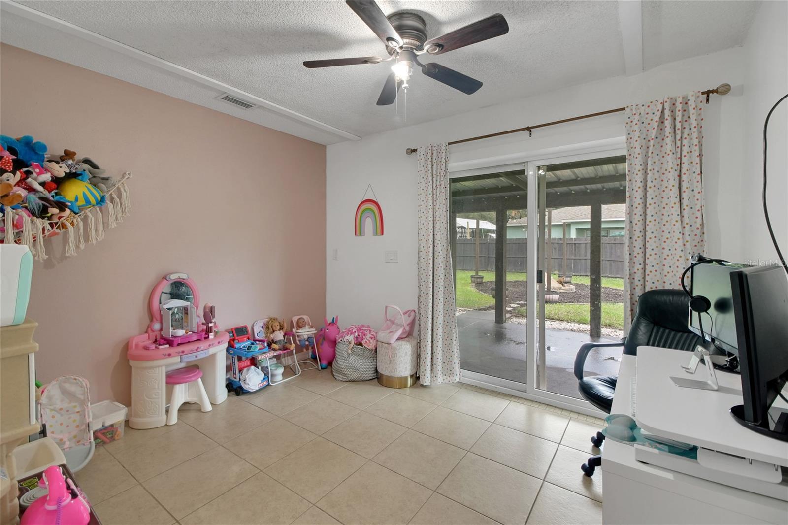 EAST UMATILLA - Residential