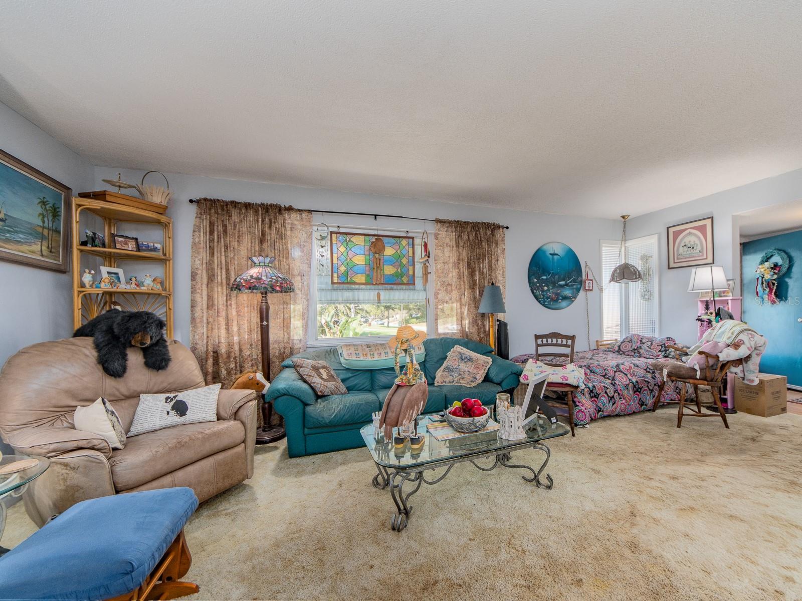 REVELON HEIGHTS - Residential