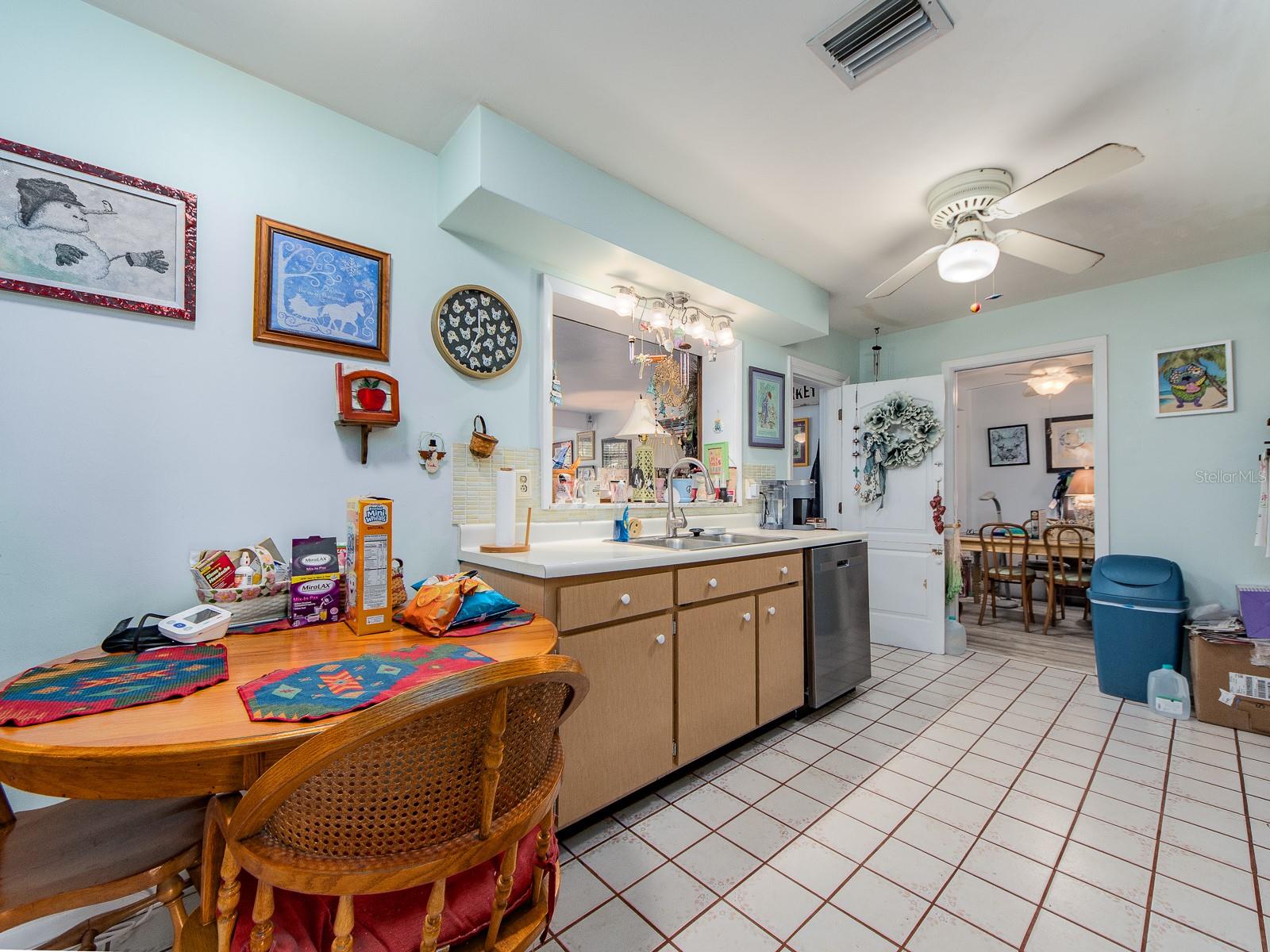 REVELON HEIGHTS - Residential