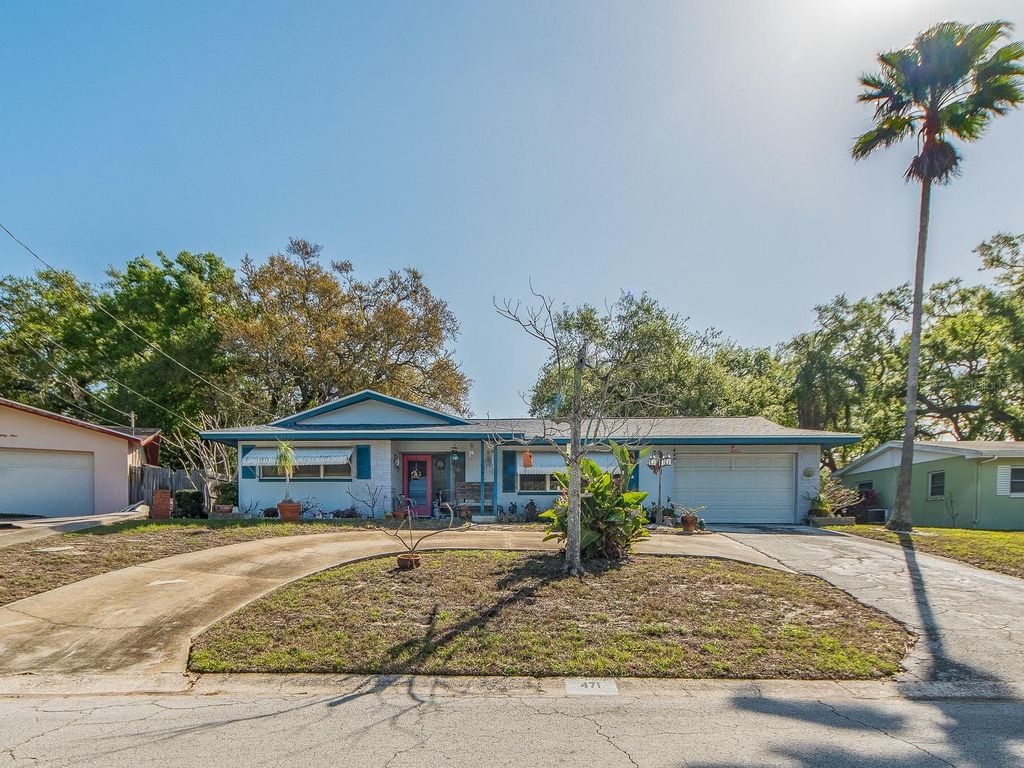 Photo of 471 Sierra Circle E, Largo, FL 33770 (MLS # TB8486113)