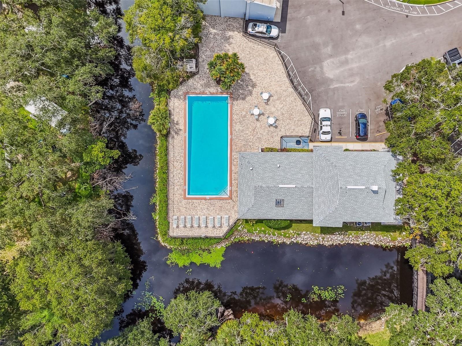 WATERSIDE CONDO II - Residential