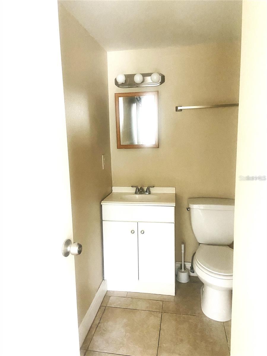 WATERSIDE CONDO II - Residential