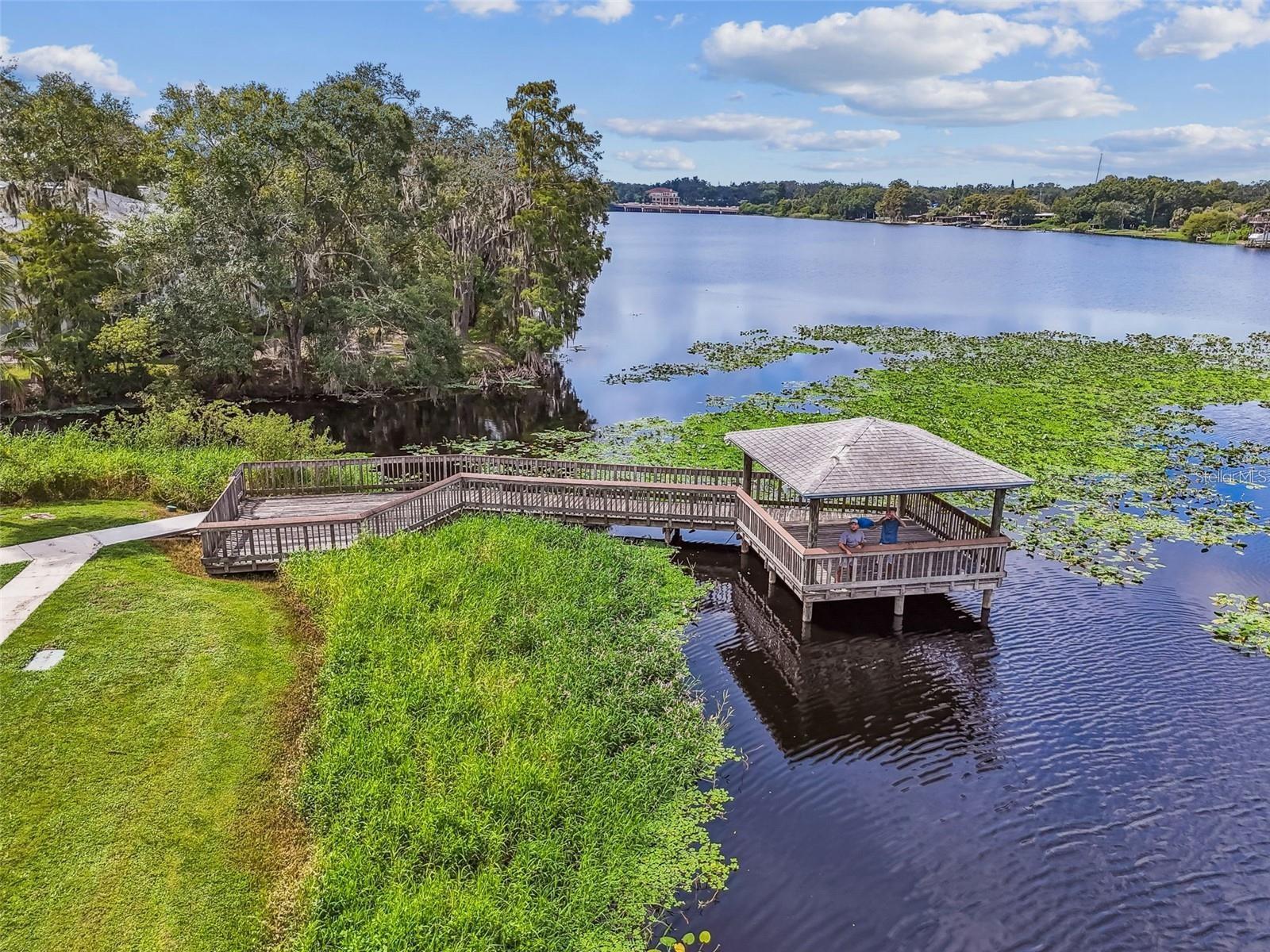 WATERSIDE CONDO II - Residential