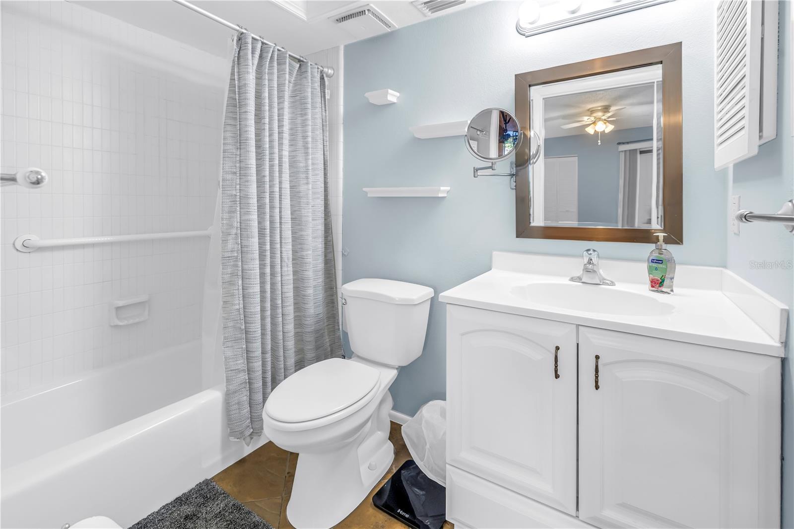 VALENCIA GARDEN - Residential