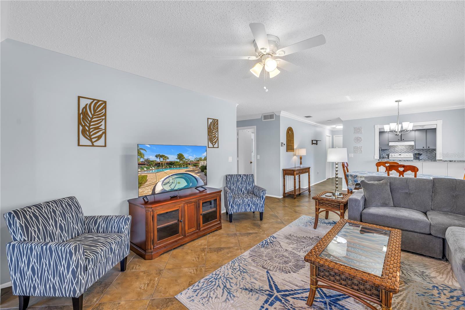 VALENCIA GARDEN - Residential