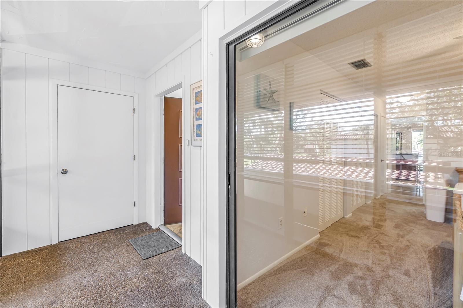 VALENCIA GARDEN - Residential