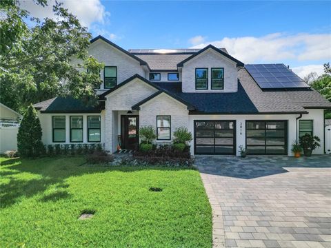 A home in WINTER PARK