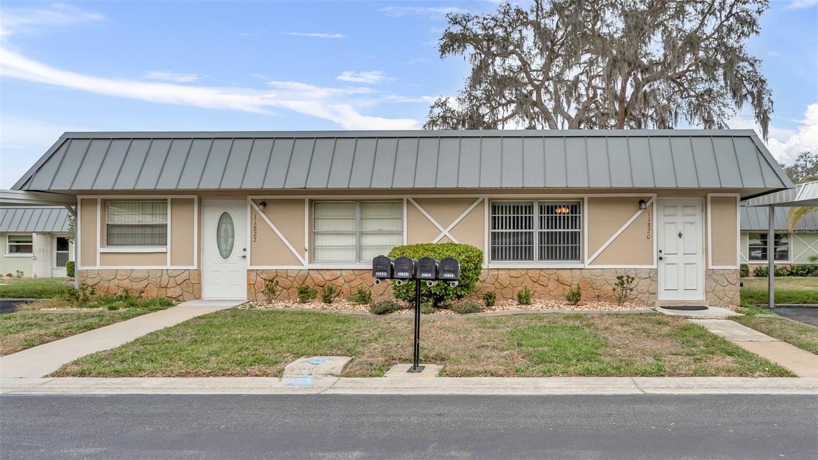 !! APPLY & BE APPROVED FOR A JULY 1ST MOVE-IN AND RECEIVE 1-MONTH FREE !! Enjoy living in Summertree, a 55+ gated community that's just outside of beautiful Tampa, Florida. This 1 bed, 2 bath condo features new flooring, new paint, and new window treatments. This is an active, pet friendly, community that offers a 9-hole public golf course, clubhouse, heated pool/spa, fitness center, billiard room, game room, library, tennis courts, shuffleboard, and more! At this price, you can have it all without spending it all. Schedule your showing online today, and experience Summertree at it's best! Hurry homes like this won't last long! Small pets are approved on an case-by-case basis with prior HOA and Owner approval. Applicable non-refundable pet fees will apply. 1 pet only.
**NOTE** THIS IS NOT A SEASONAL/SHORT TERM RENTAL. A 12 MONTH MINIMUM LEASE IS REQUIRED. APPLICANTS MUST BE 55 TO APPLY. APPLICATIONS MUST BE SUBMITTED TO THE HOA AND ARE ONLY REVIEWED ONCE A MONTH. THERE IS A SEPARATE HOA APPLICATION FEE OF $75 EACH PERSON. NO ONE CAN MOVE IN PRIOR TO HOA APPROVAL.
If you decide to apply for one of our properties:
Screening includes credit/background check, income verification of 2.5 to 3 times the monthly rent and rental history verification. Applications will not be accepted if the financially responsible person(s) have not viewed the property in person. A real estate agent, family member, or friend can not tour on behalf of the applicant. Rent Solutions does not lease "sight-unseen". Agents will not be paid a realtor referral fee if the applicant was not present at the showing.
APPLICANT CHARGES:
Application Fees: $75 each adult, 18 years of age and older (non-refundable).
Lease Initiation Admin Fee: $150.00 after approval and upon signing.
Security Deposit: Equal to two month’s rent* based on approved credit.
$25 each pet application fee for pet verification (non-refundable).
Current vaccination records will be required.
ESA and service animals are FREE with verified documentation.
Pet Fee if applicable (non-refundable).
All Rent Solutions residents are enrolled in the Resident Benefits Package (RBP) for $49.95/month which includes liability insurance, credit building to help boost the resident’s credit score with timely rent payments, HVAC air filter delivery (for applicable properties), our best-in-class resident rewards program, and much more! More details upon application.